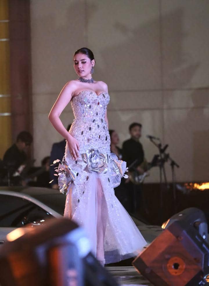 Fashion show finalis puteri indonesia 2026