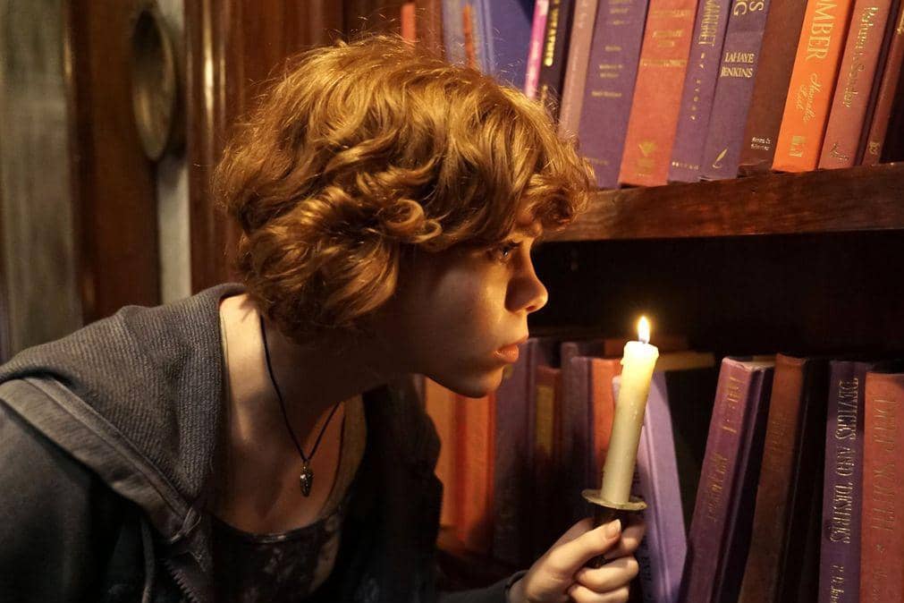 adegan dalam film Nancy Drew and the Hidden Staircase