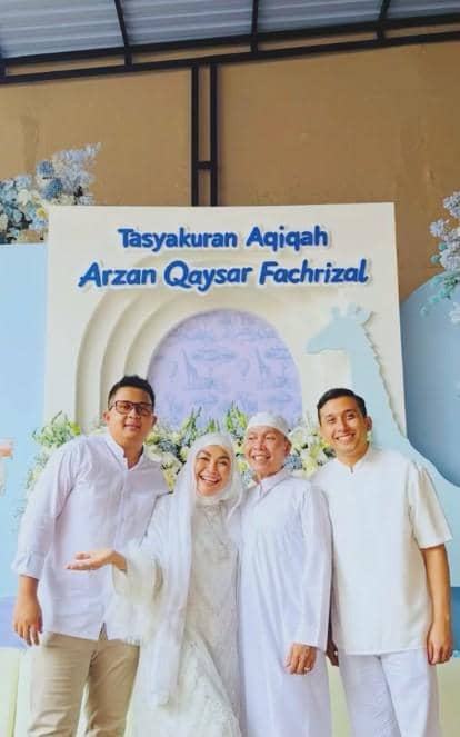 Akikah Keponakan Ayu Ting Ting (instagram.com/syifaasyifaaa)