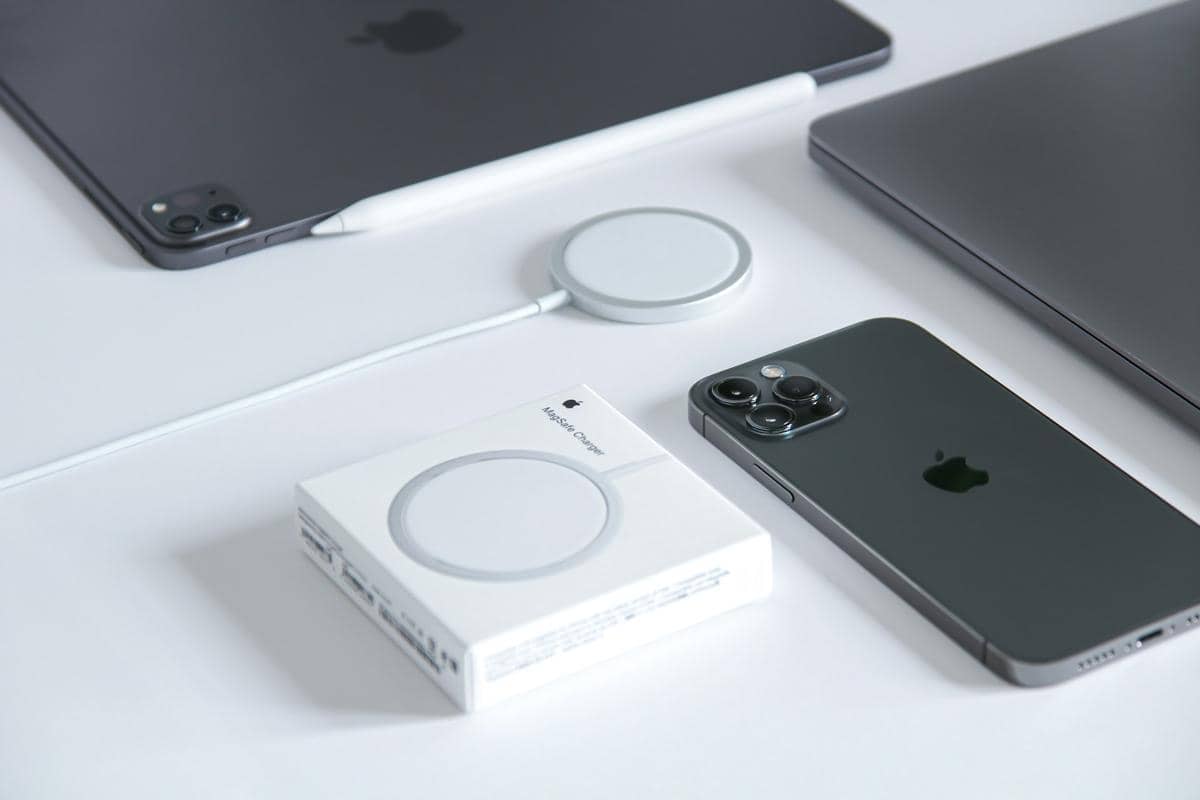 ilustrasi MagSafe