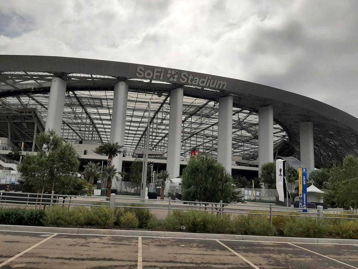 ilustrasi Los Angeles Stadium atau SoFi Stadium 