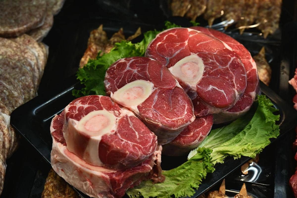 ilustrasi daging sapi segar