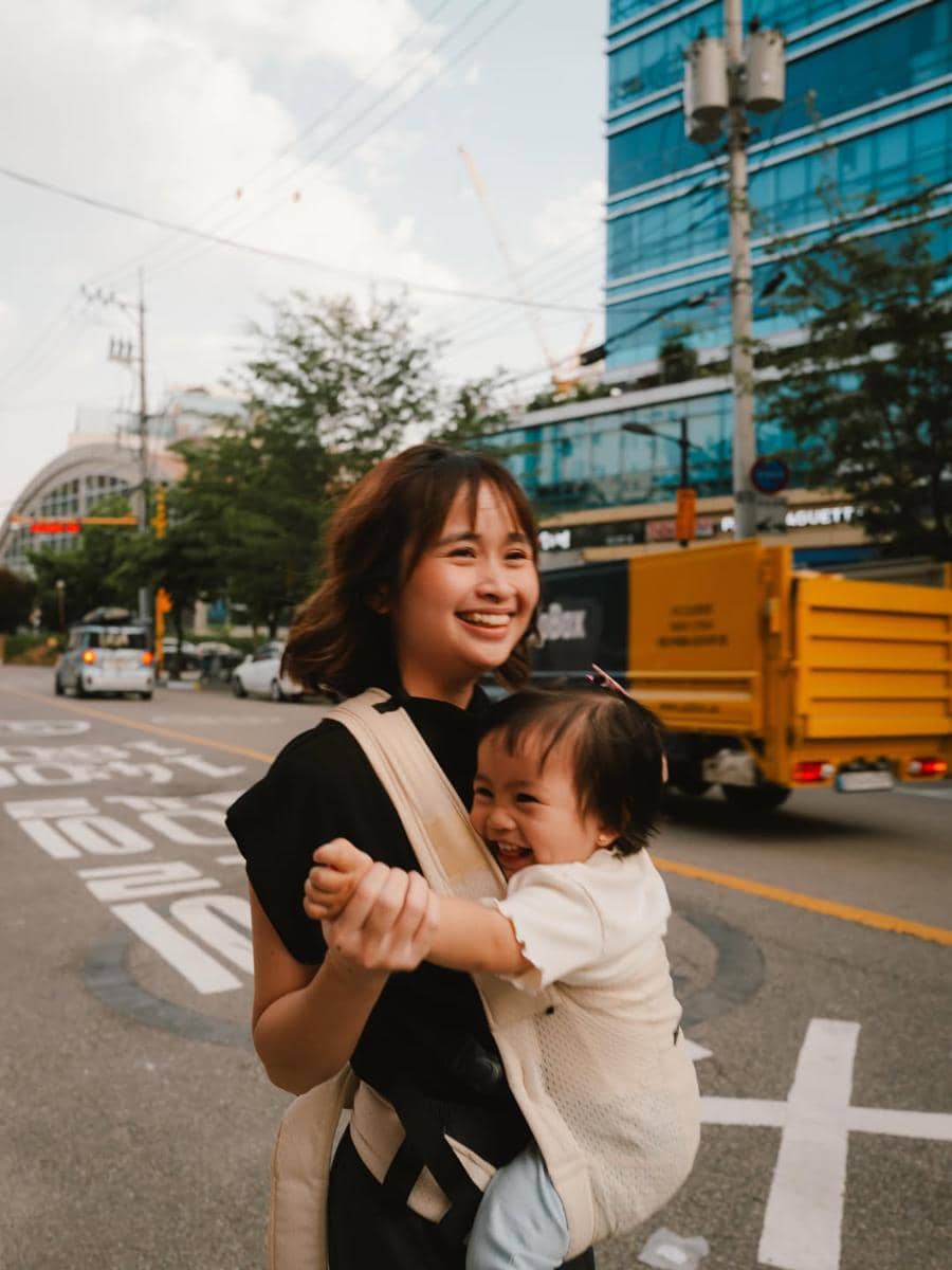 Keluarga Gritte Agatha jalan-jalan di Seoul