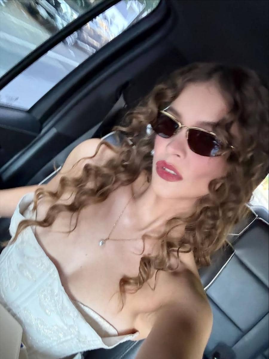 Inspirasi makeup ala Barbara Palvin