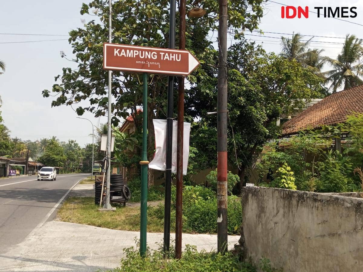 Kampung Tahu, Gunungsaren, Kalurahan Trimurti Kapanewon Srandakan Bantul. (IDN Times/Daruwaskita)
