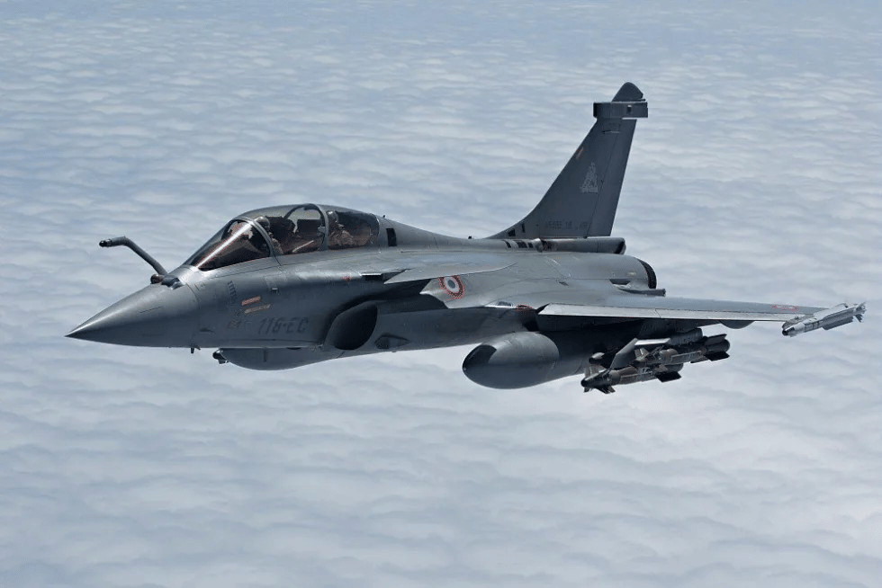 spesifikasi Rafale dan Falcon 8X