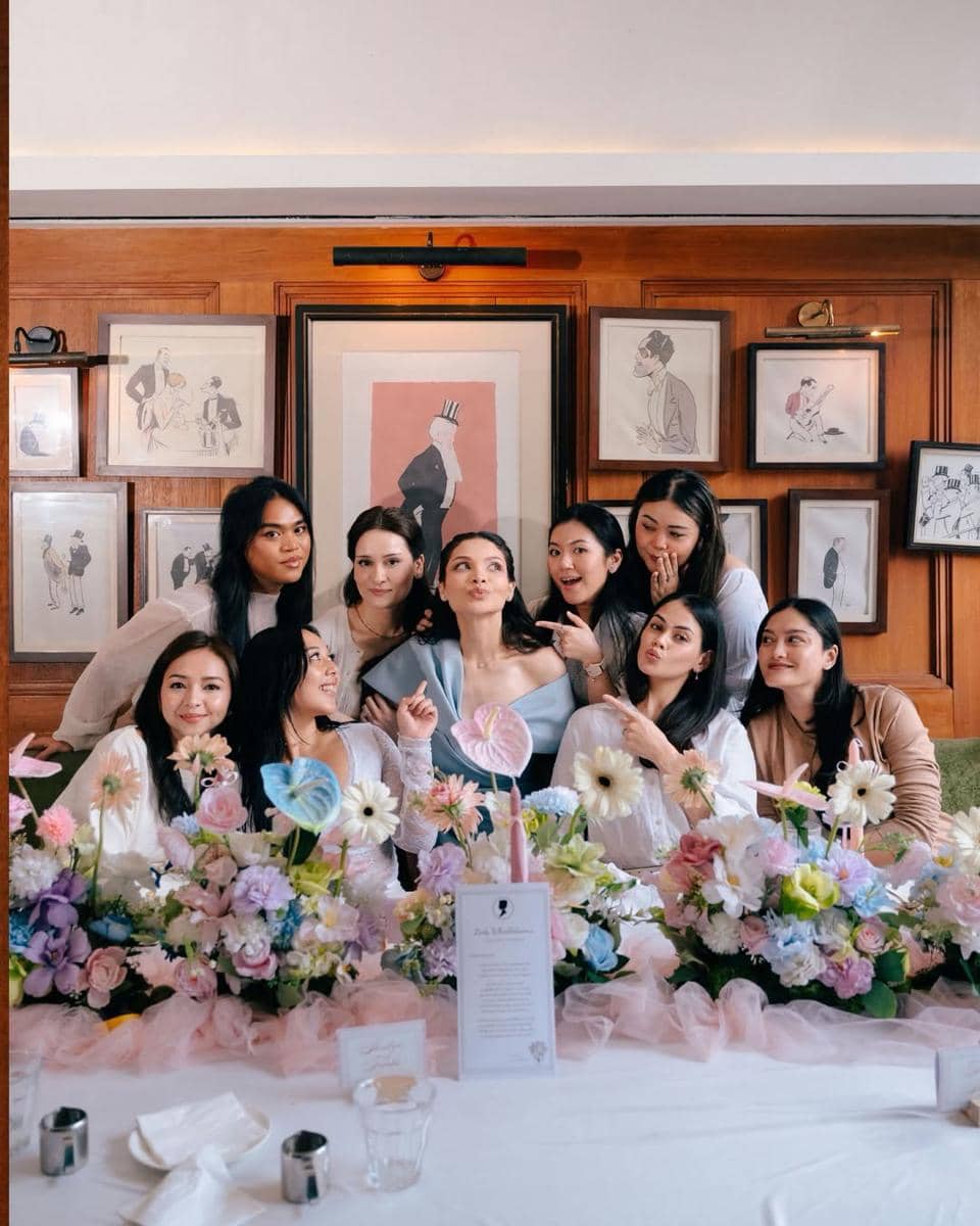 Dearest Gentle Reader,It seems this season’s bride was left utterly speechless. A Francesca-insp.jpg