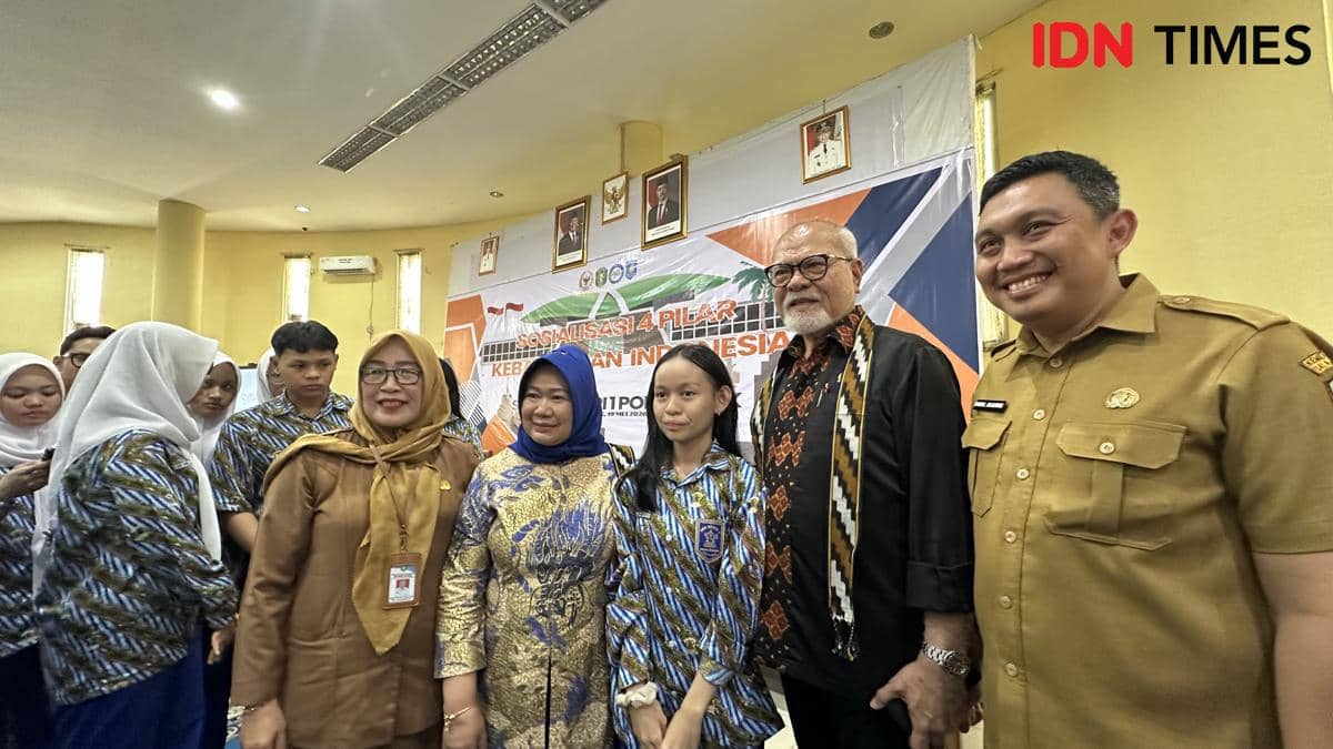 MPR Apresiasi SMAN 1 Pontianak, Tanding Ulang LCC 4 Pilar Batal Digelar
