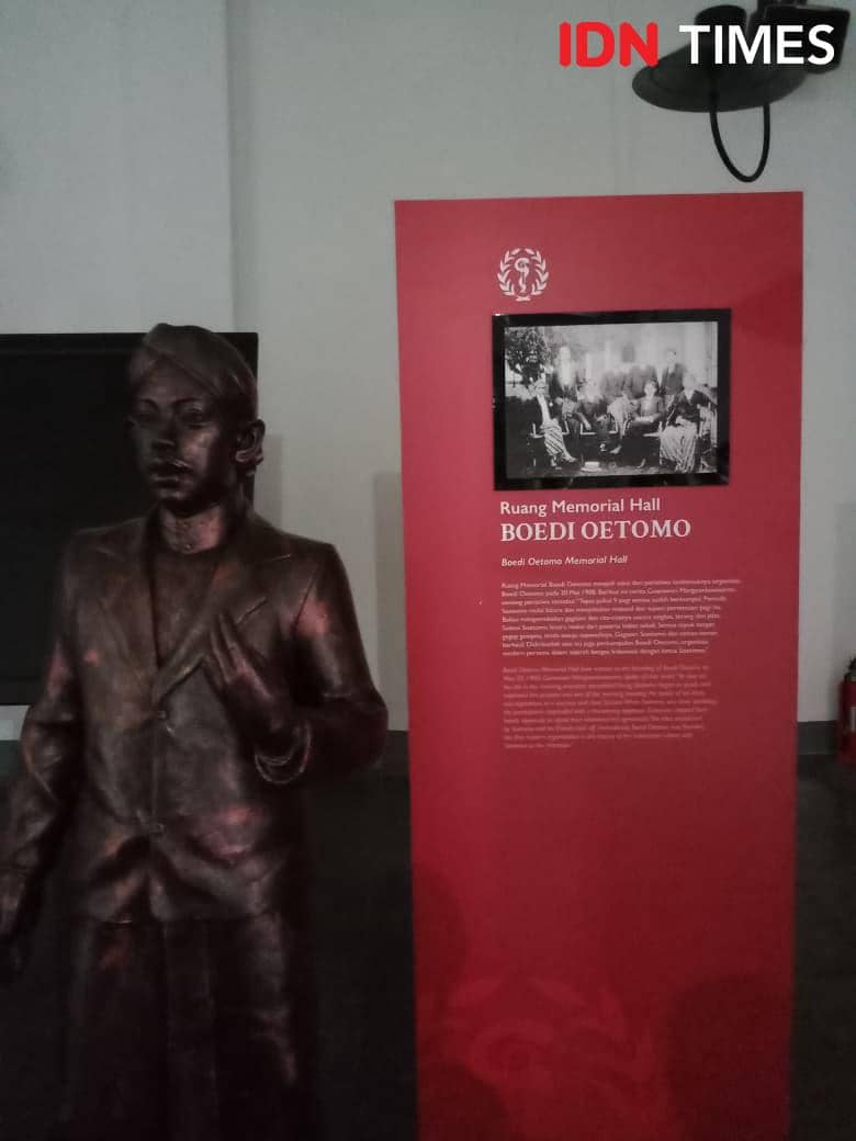 Ilustrasi mahasiswa STOVIA, cikal bakal Budi Utomo (IDN Times/Febriyanti Revitasari)