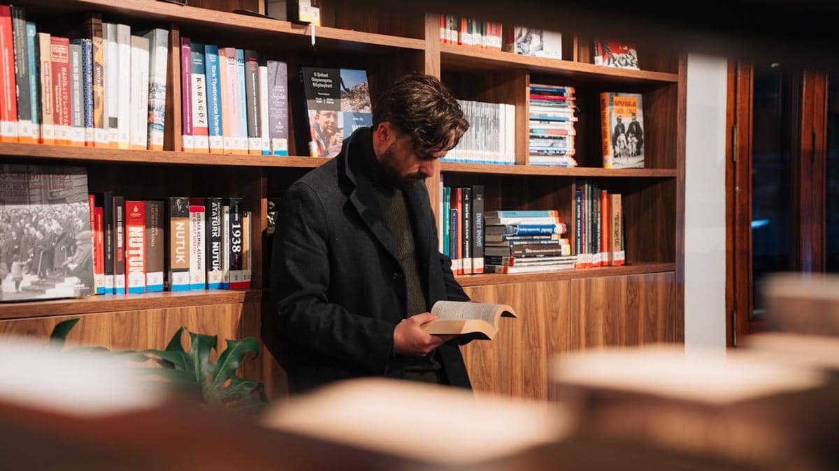 Bookshaming di Media Sosial, Berhenti 'Judge' Rak Buku Orang Lain!