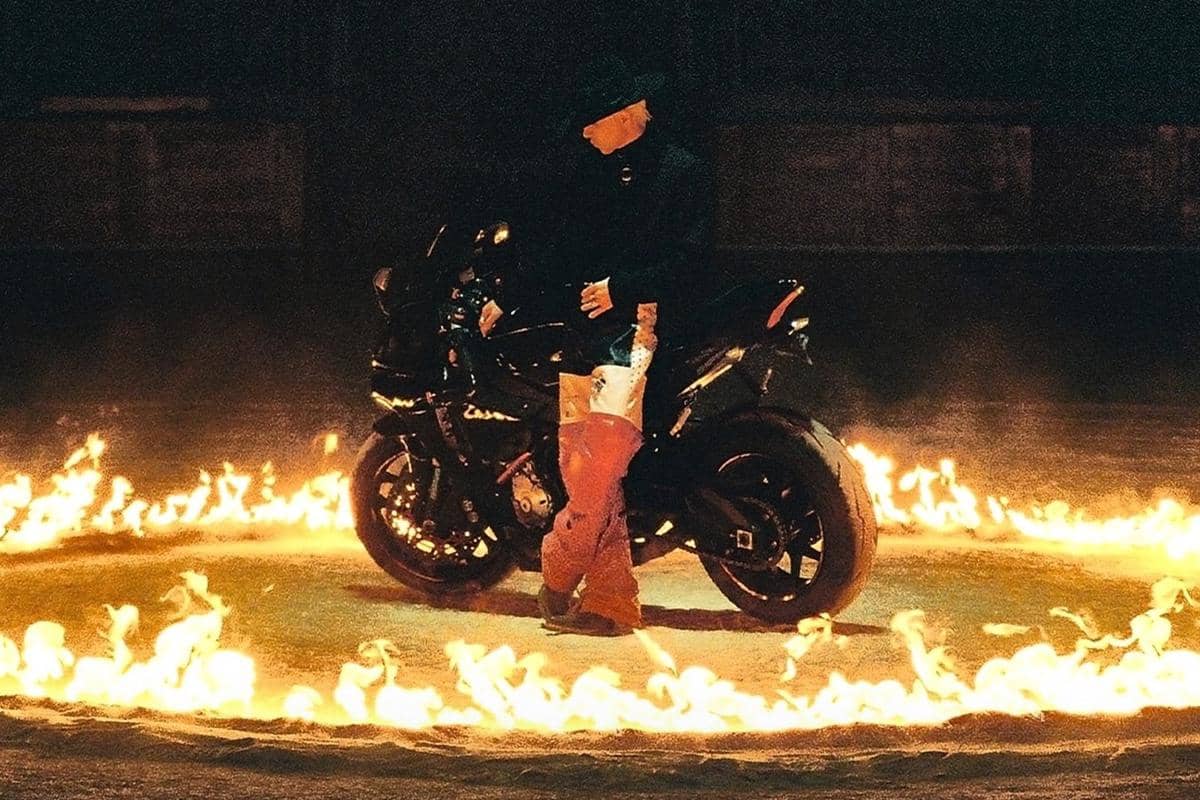 Taeyang BIGBANG (instagram.com/__youngbae__)