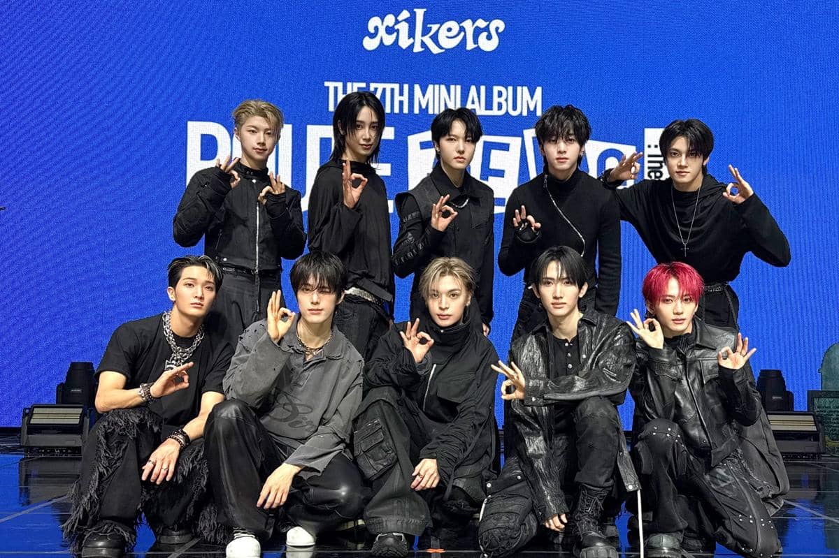 Xikers tampil di acara '7th mini album "ROUTE ZERO : The ORA" comeback showcase'