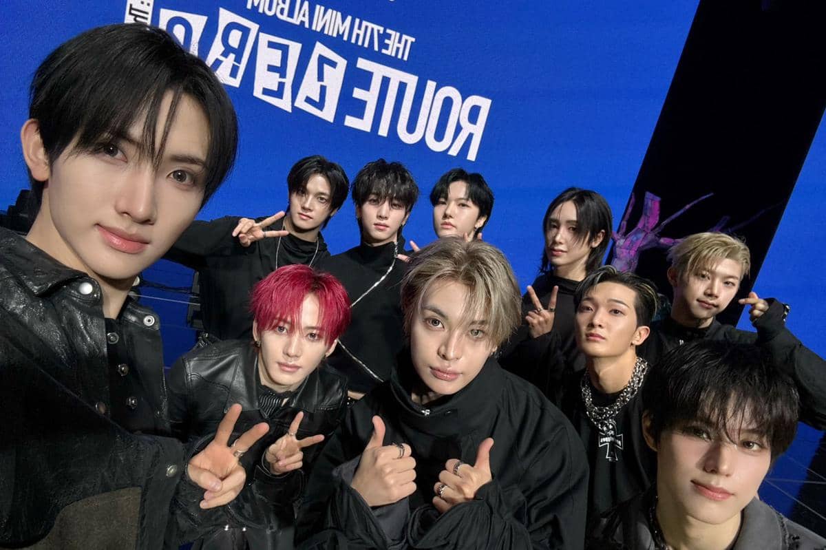 Xikers tampil di acara '7th mini album "ROUTE ZERO : The ORA" comeback showcase'
