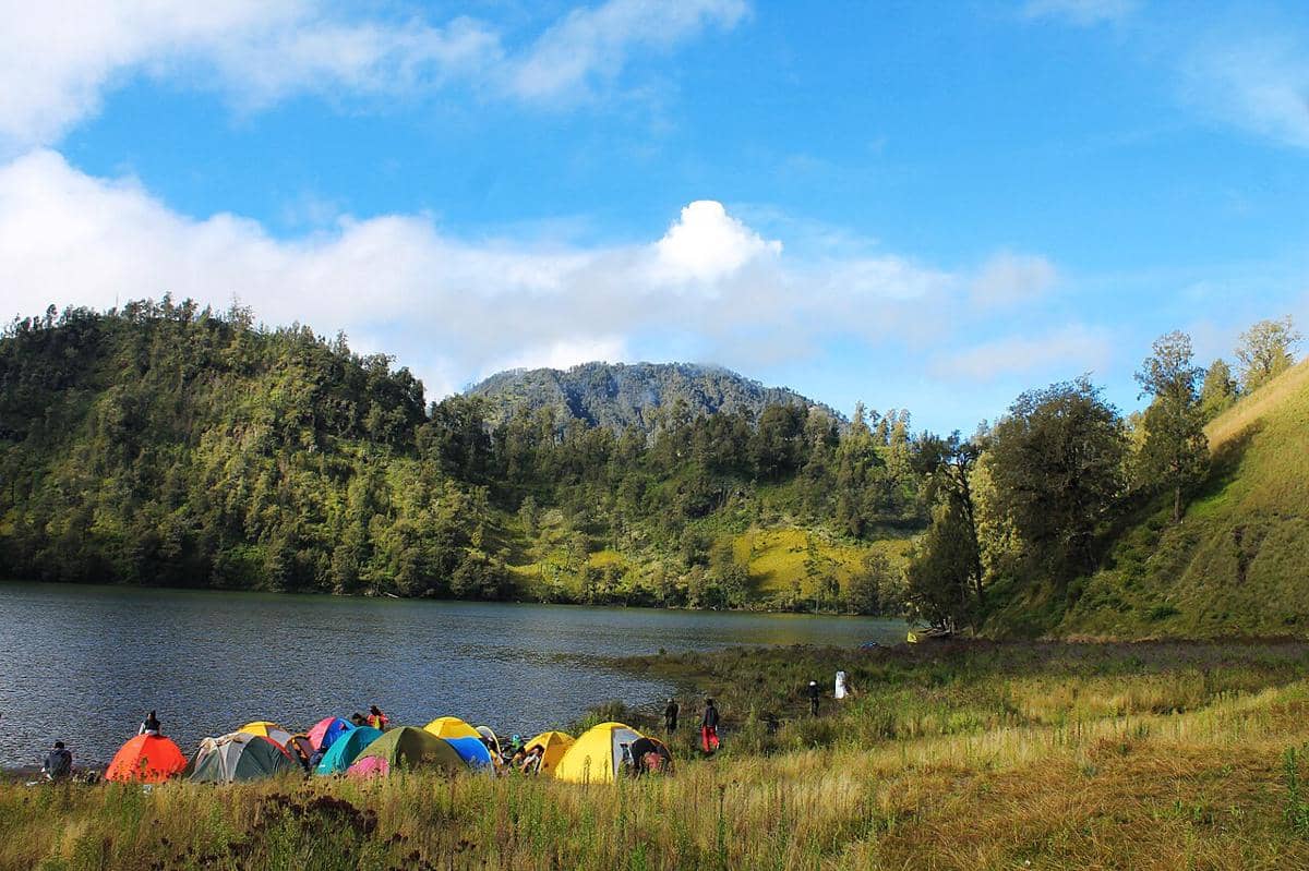 Ranu Kumbolo di Gunung Semeru