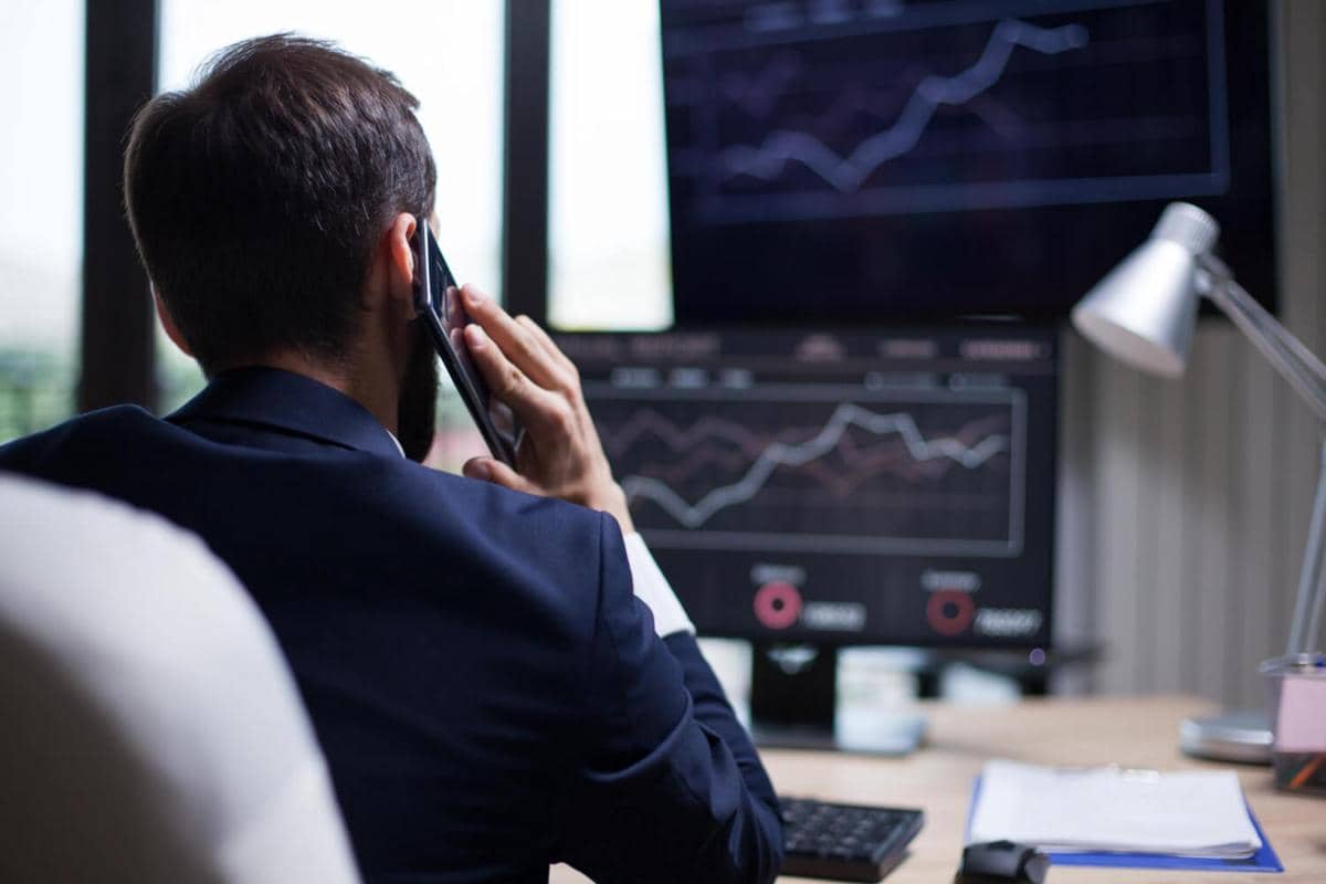 ilustrasi investasi, investor