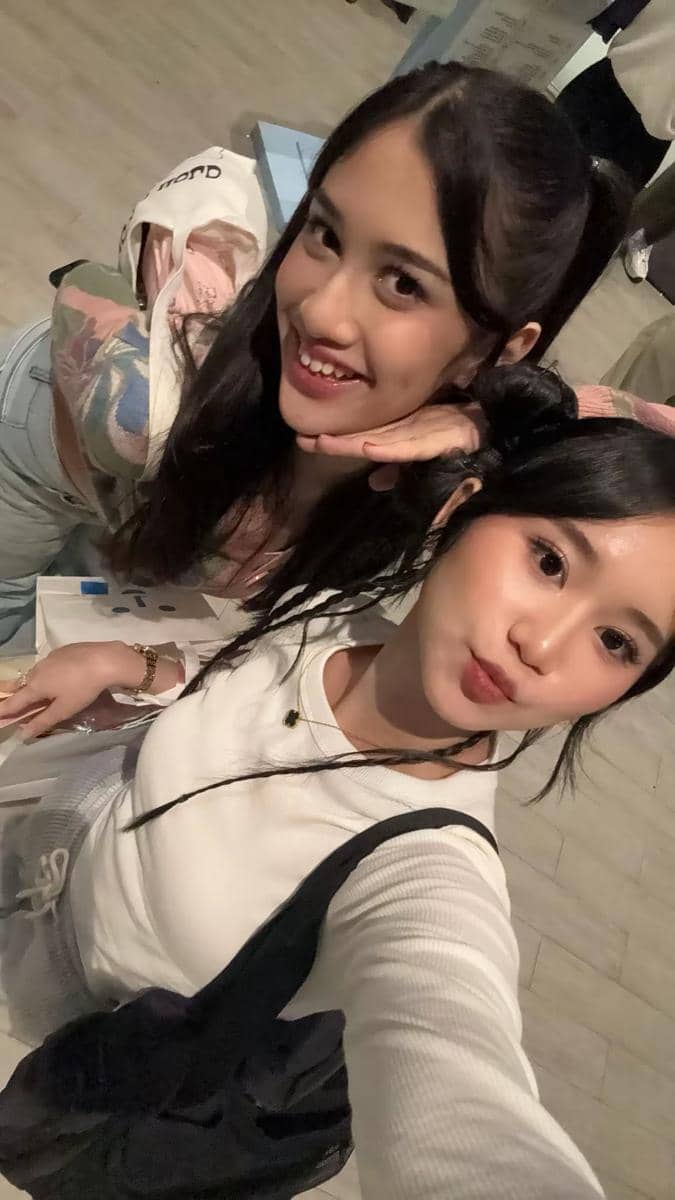 Alya dan Chelsea JKT48