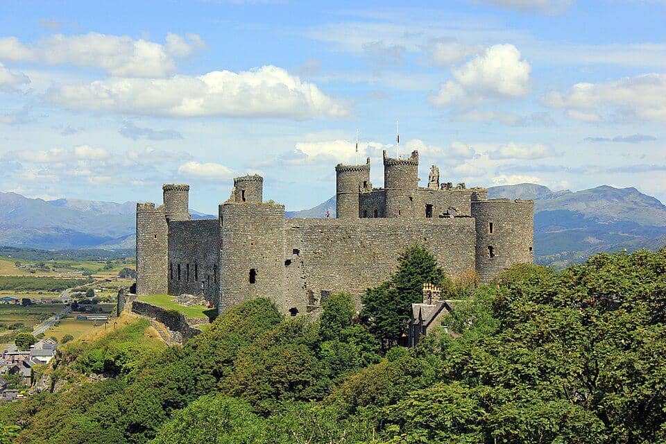 5 Fakta Menarik Kastil Harlech, Kastil Perang Legendaris dari Wales