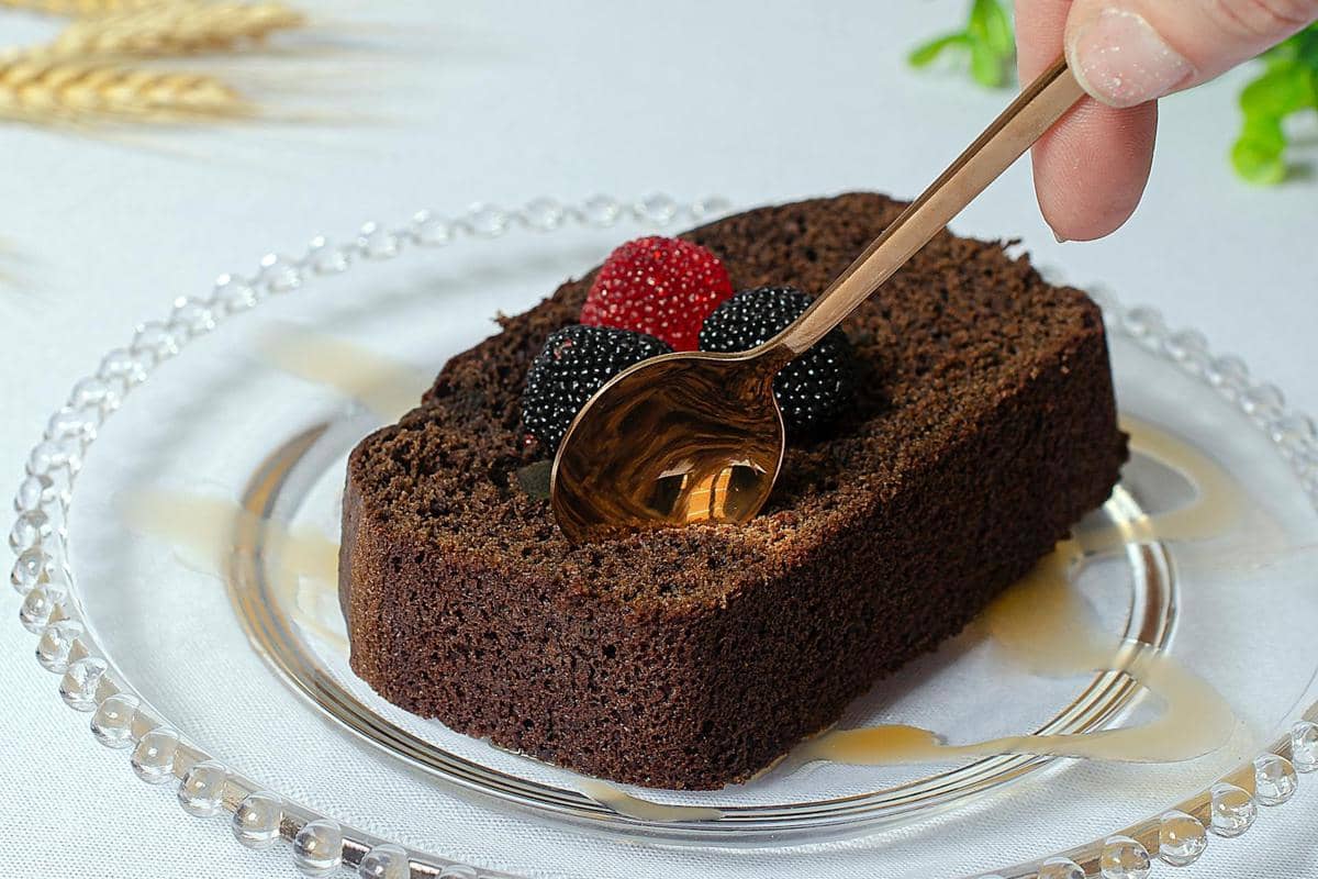 5 Trik Bikin Bolu Cokelat Moist dan Kaya Rasa, Kualitas Toko Kue