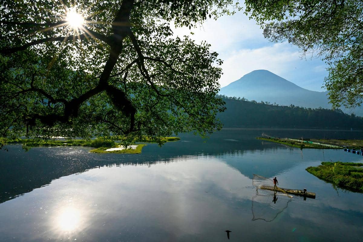 Top 7 Destinasi Healing Hutan dan Gunung di Jateng Buat Kabur Sejenak, Under Rp200 Ribu