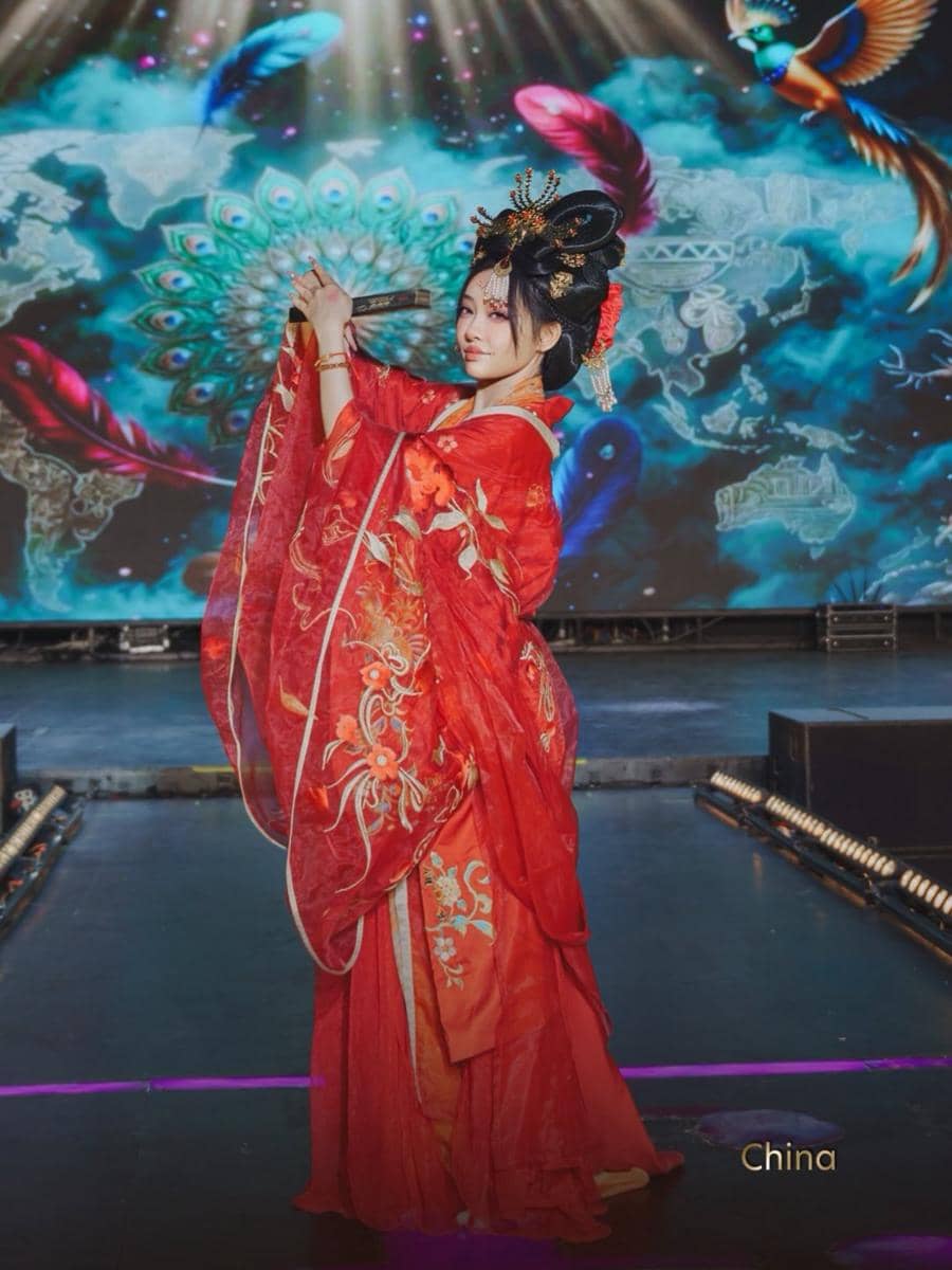 Potret Kostum Nasional di Miss Aura International 2026