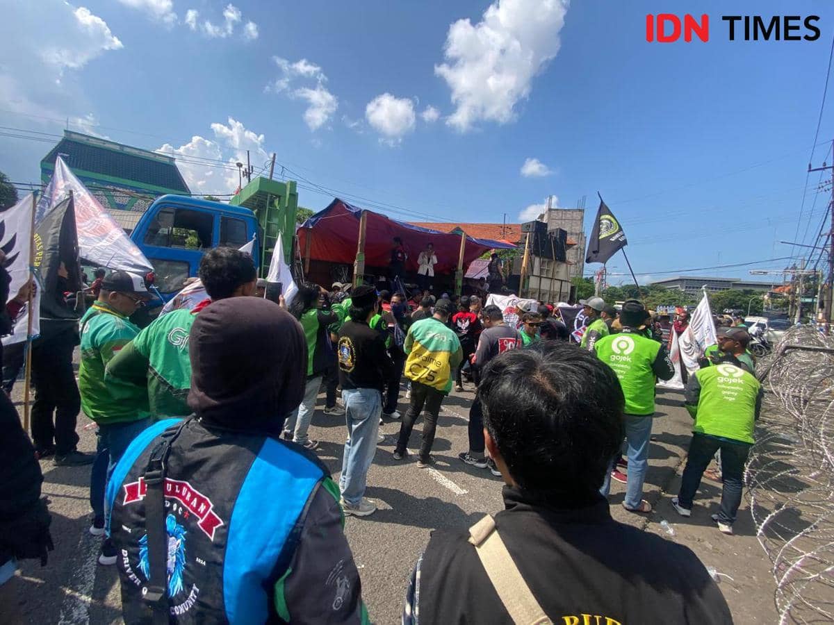 Ini Tuntutan Demo Ojol di Surabaya, Soal Tarif-Biaya Parkir 
