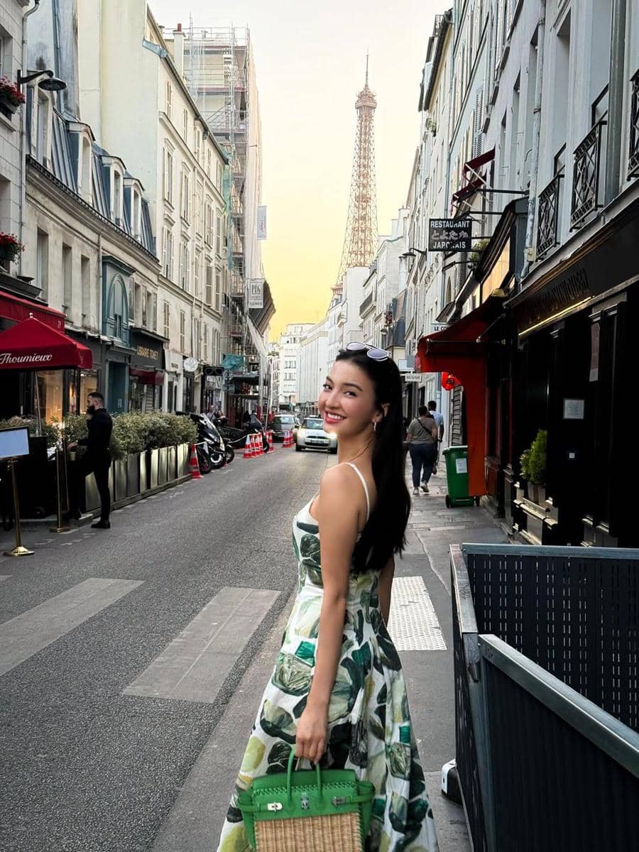 koleksi tas branded Raline Shah