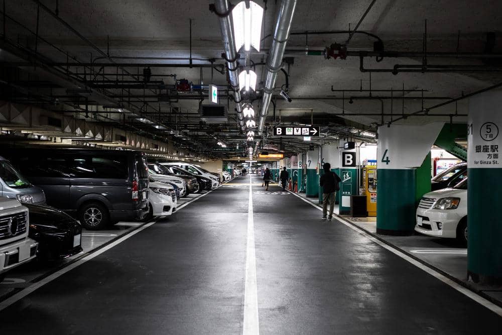 ilustrasi tempat parkir 