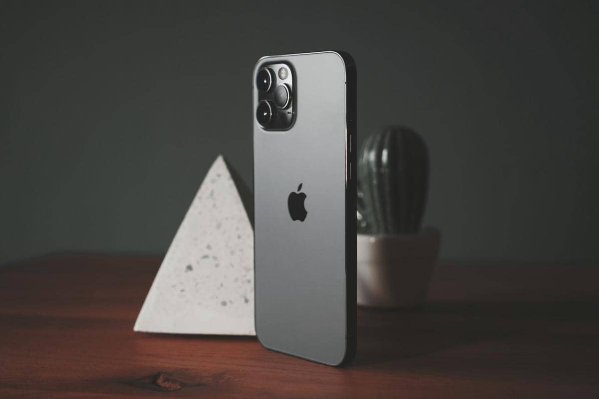 ilustrasi iPhone