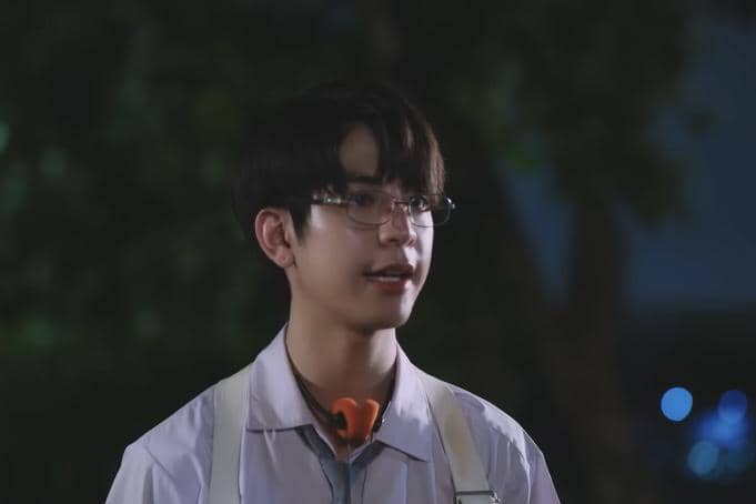 7 Fakta Peran Sea Dechchart dalam Drama BL Thailand Weirdo-101