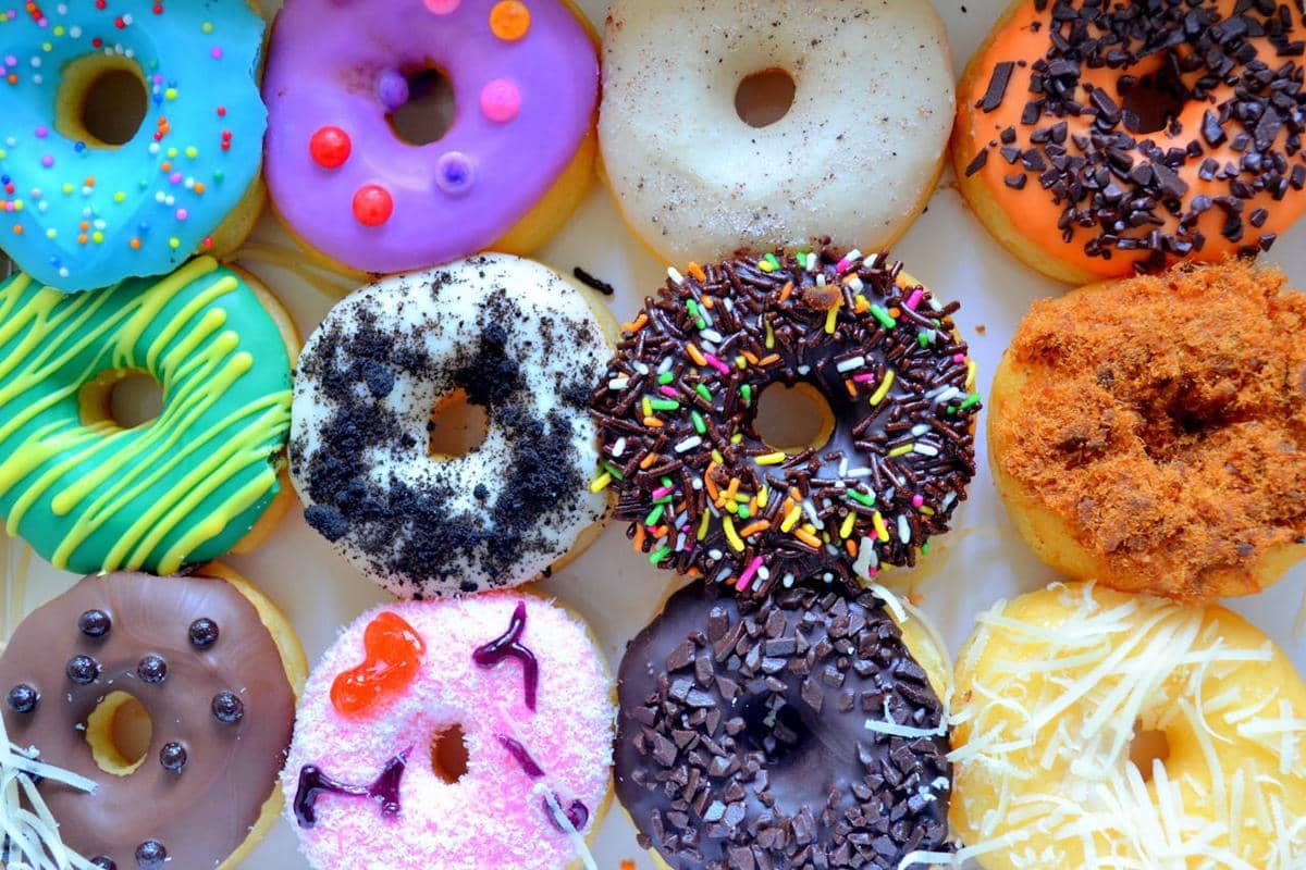 Ilustrasi donat aneka varian