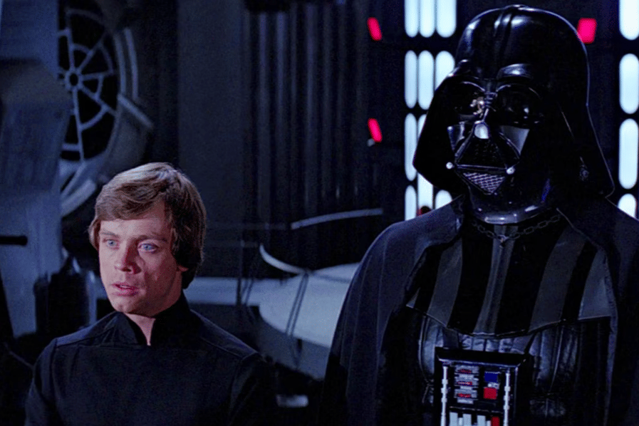 Luke Skywalker dan Darth Vader dalam Star Wars: Episode VI - Return of the Jedi