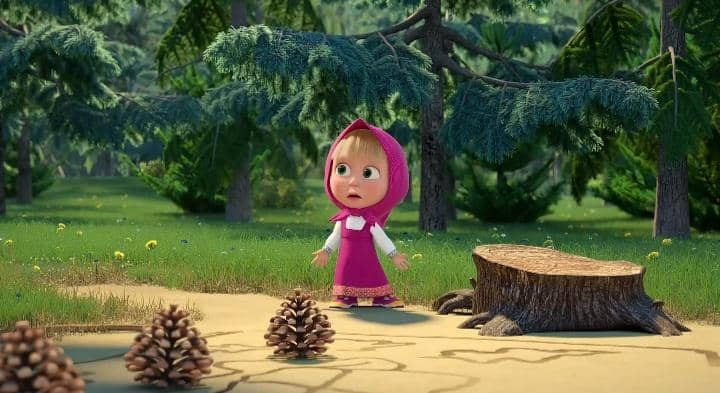 karakter Masha saat berada di hutan dalam Masha and the Bear