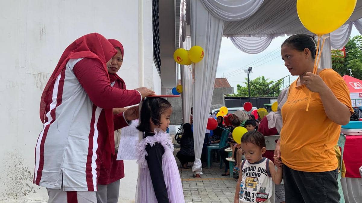 Alfamidi Dukung Pantau Tumbuh Kembang Anak melalui Posyandu di Stabat