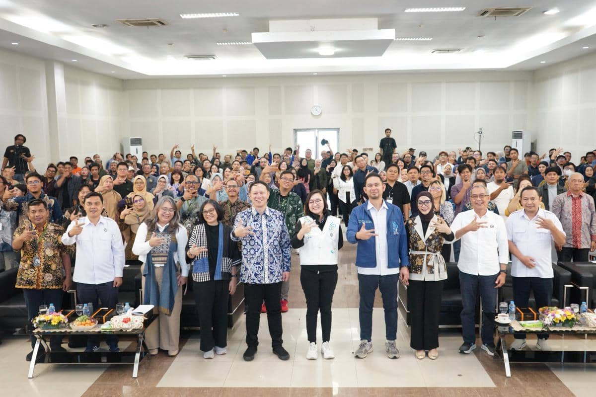 Mengenal Dinusverse, Platform Pembelajaran Virtual ala Gen Z Semarang