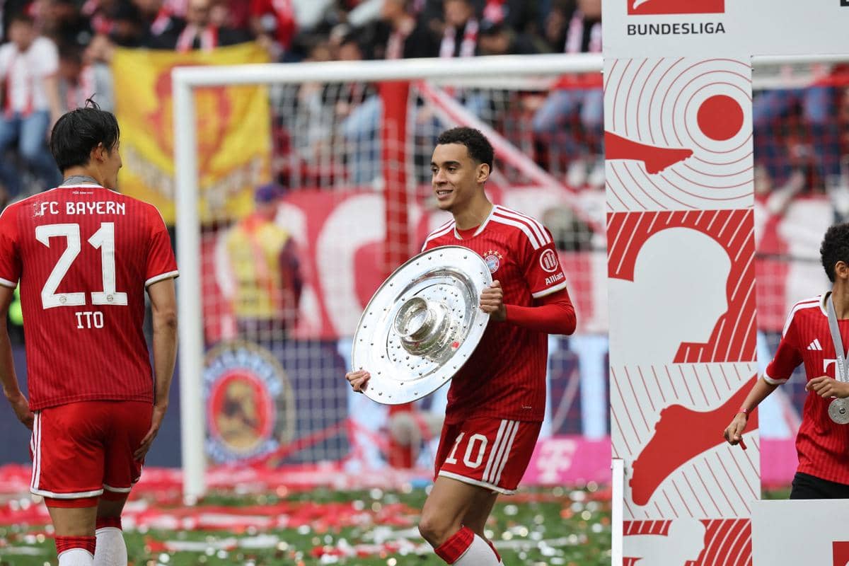 Jamal Musiala Kehilangan SIM Usai Kecelakaan 194 Km/Jam di Jerman