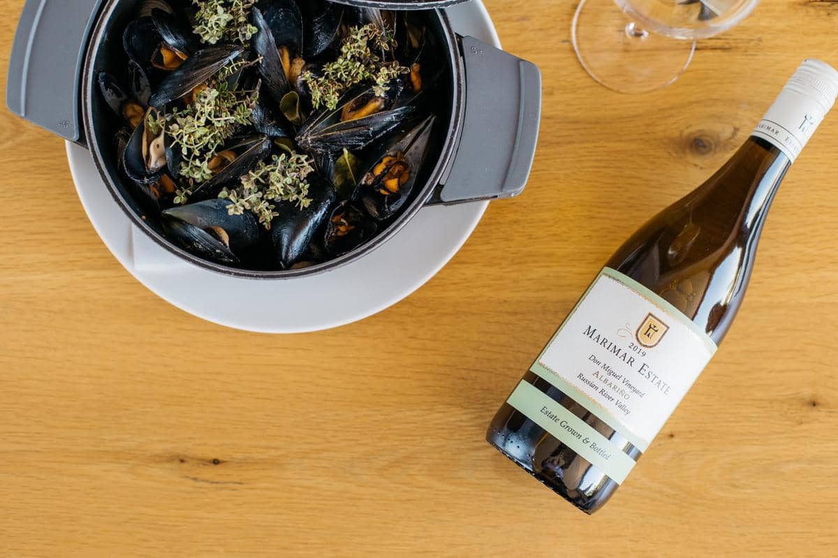El Celleret_Rock Mussels from Delta d'Ebre cooked with white wine & rosemary.jpg