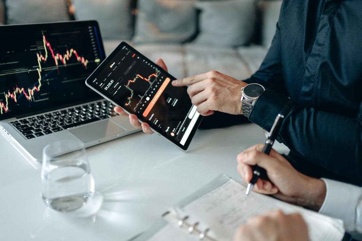 ilustrasi strategi investor saat rupiah melemah