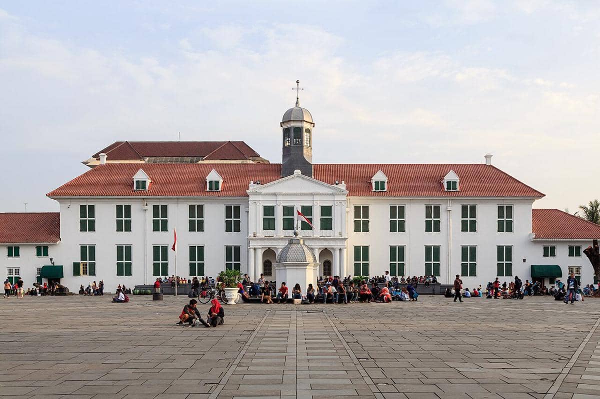 Museum Sejarah Jakarta, yang juga dikenal sebagai Museum Fatahillah, yang terletak di kawasan Kota Tua Jakarta, Indonesia.