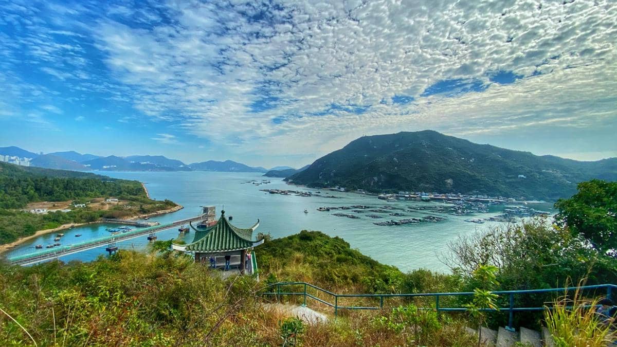 ilustrasi Lamma Island