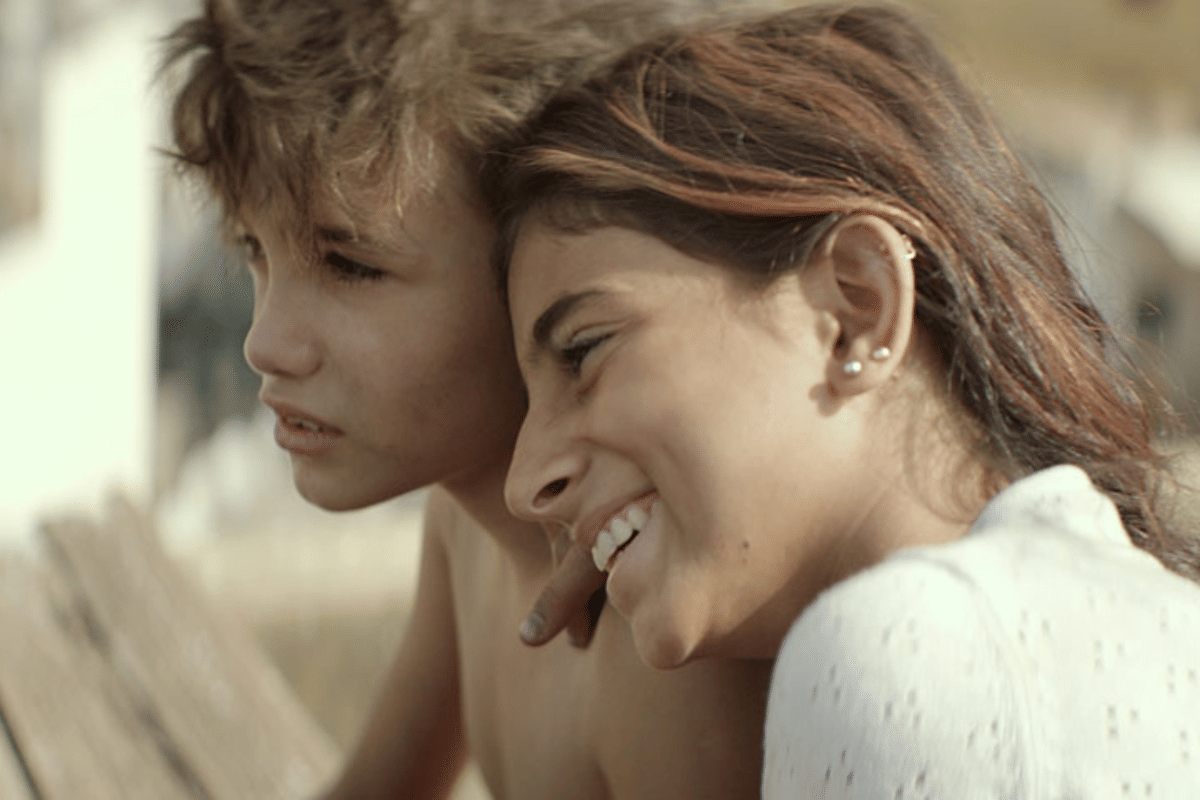 Zain Al Rafeea dan Cedra Izam dalam film Capernaum