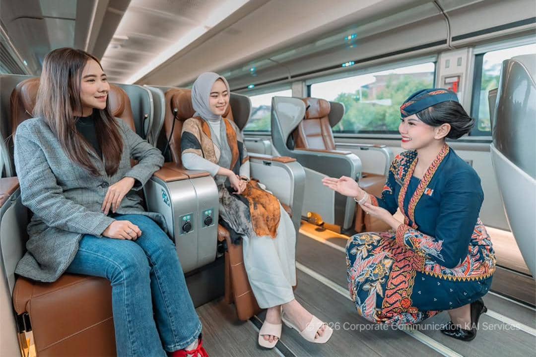 potret train attendant