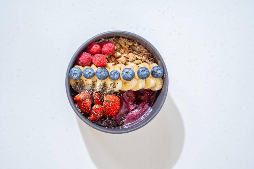 ilustrasi acai bowl