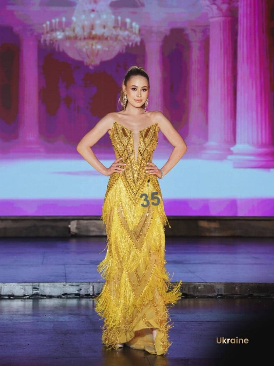 Finalis di Preliminary Gaun Malam Miss Aura International 2026