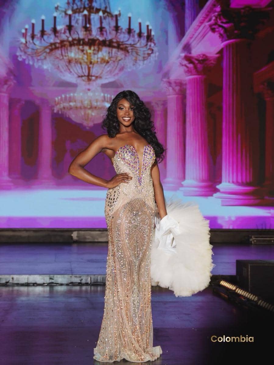 Finalis di Preliminary Gaun Malam Miss Aura International 2026