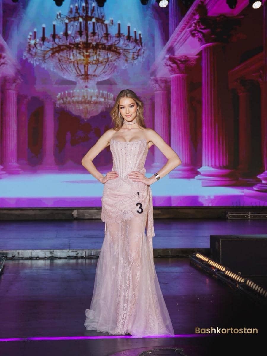Finalis di Preliminary Gaun Malam Miss Aura International 2026