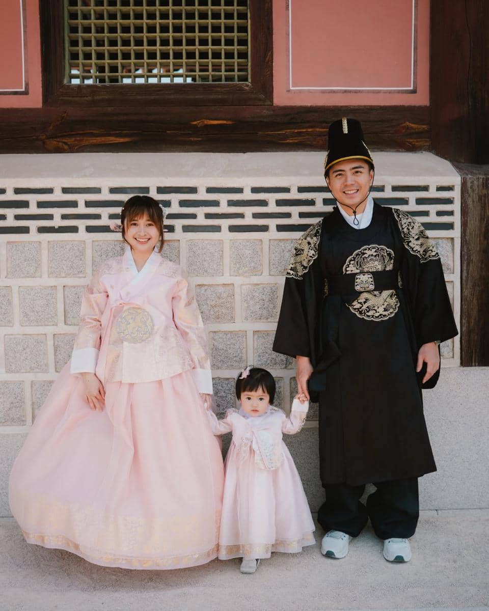 Photoshoot keluarga Gritte Agatha di Gyeongbokgung Palace