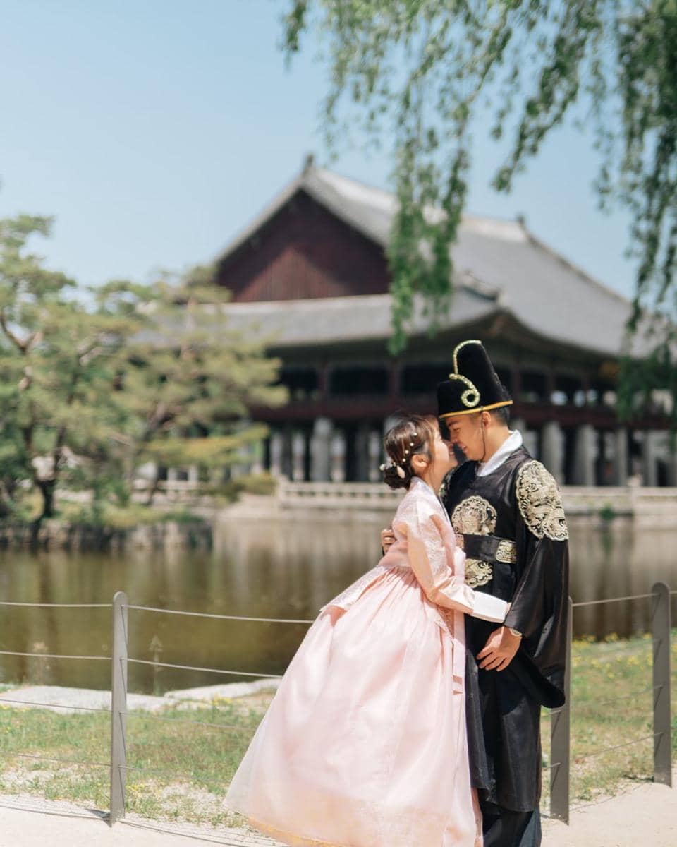 Photoshoot keluarga Gritte Agatha di Gyeongbokgung Palace