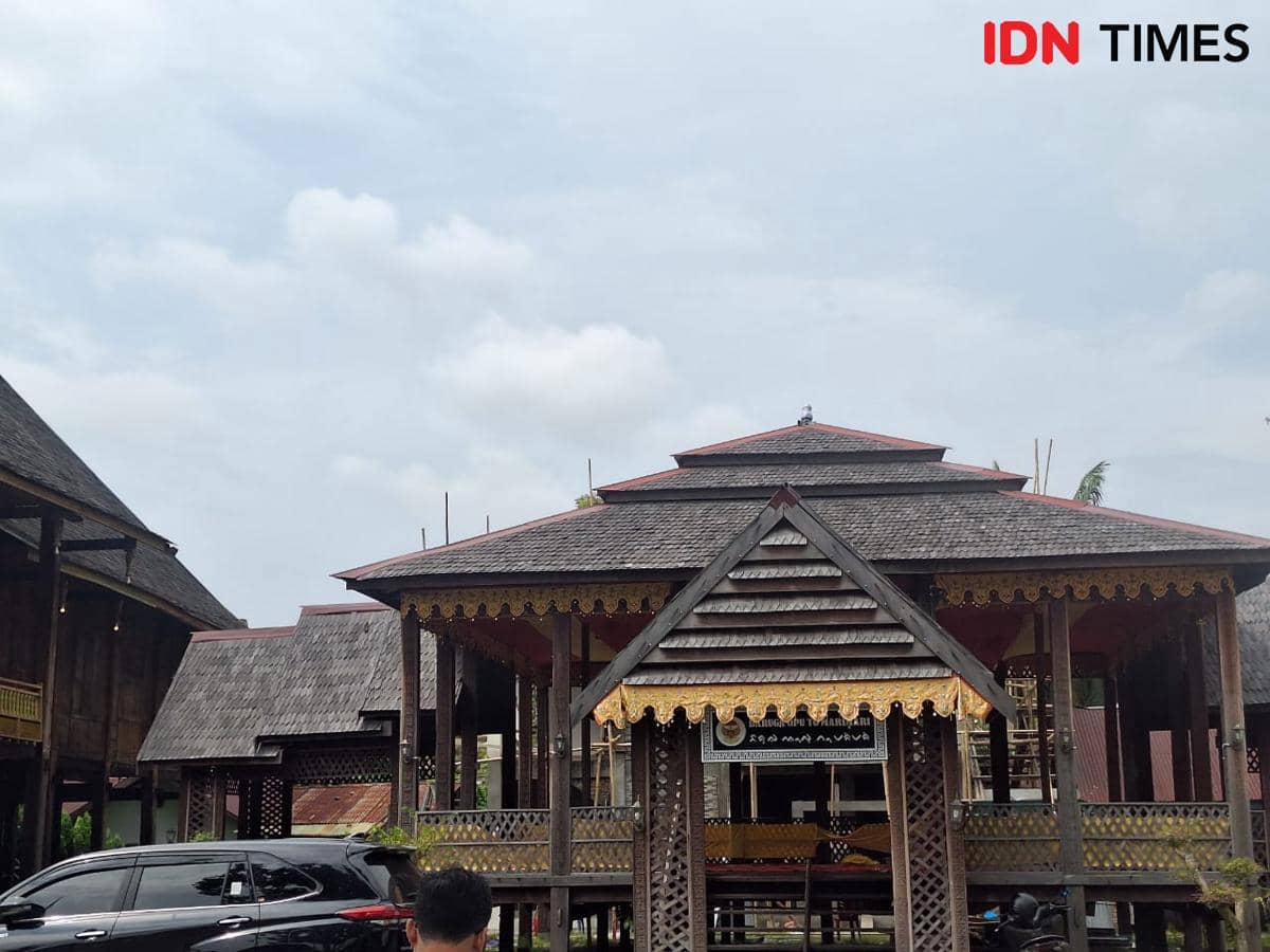 Jejak Kolonial di Balik Berdirinya Istana Kedatuan Luwu