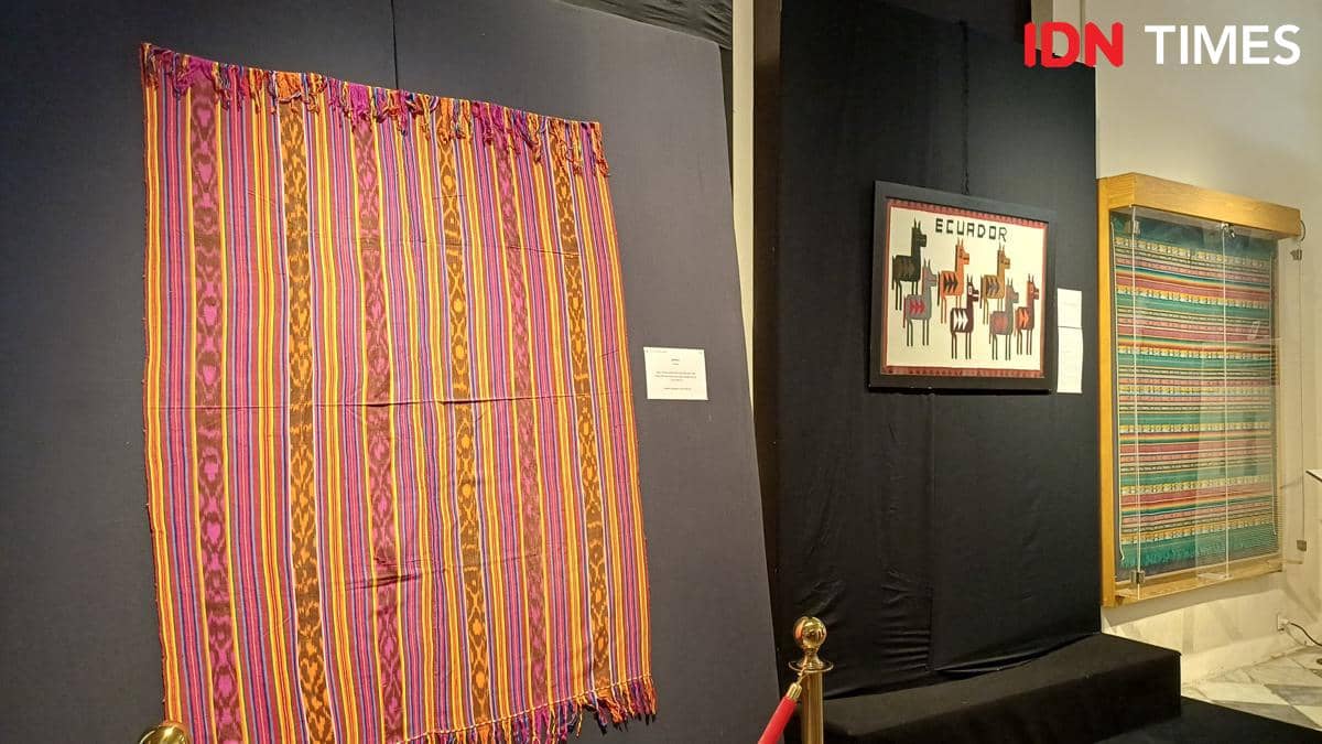 Potret koleksi tenun Ekuador di Museum Tekstil, Jakarta Barat (