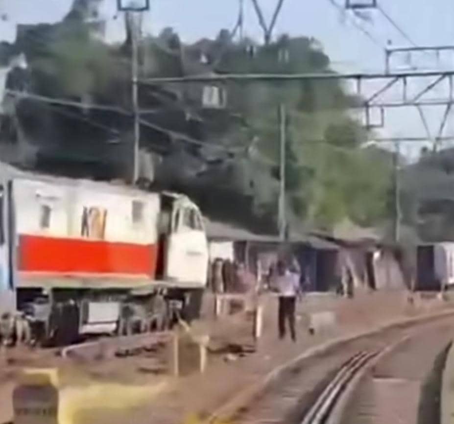 Operasional KAI Pasar Senen Normal Usai Gangguan Akibat Kereta Anjlok